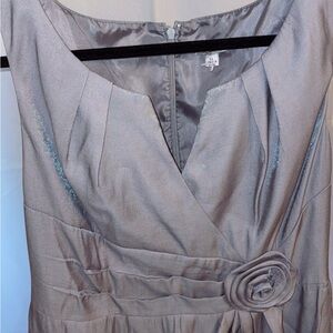 Elegant Gray Sleeveless Dress